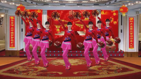 喜庆欢快花球舞 红红的中国结 祝你2019日子红红火火发大财