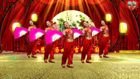 小慧广场舞 吉祥中国年 欢快喜庆的扇子舞 最适合迎新春跳了