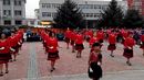 茨榆坨都市蓝湾小区广场舞《开门红》