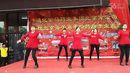 北京市大兴区安定HAPPY姐妹广场舞队《再唱山歌给党听》演出