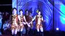 横塘正悟山青青广场舞队《你牛什么牛》