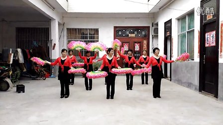 梅花香香广场舞《开门红》