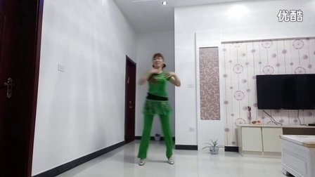 欣伊广场舞 心里藏着你