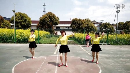 绩溪县伏岭雪儿广场舞《油菜花之恋》3人组合