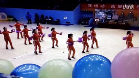世韩姐妹广场舞《动感小子》变队形