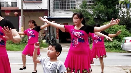 黄梅洪岭快乐广场舞队《皇上吉祥》