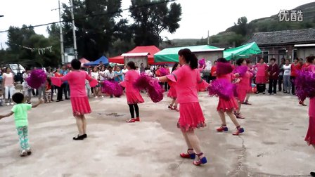 静乐县双路广场舞《红红的中国》