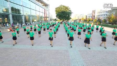 北镇市华彩健身艺术团广场舞《月亮女神》