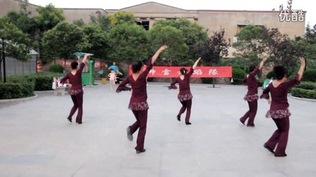 咸阳市柳雪舞蹈队《敖包再相会》广场舞