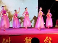 金灿灿广场舞 舞动中国 舞台版
