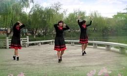 柳州彩虹健身队姊妹花广场舞 《草原的月亮》