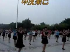 小丫广场舞《印度桑巴》集体演示正反面